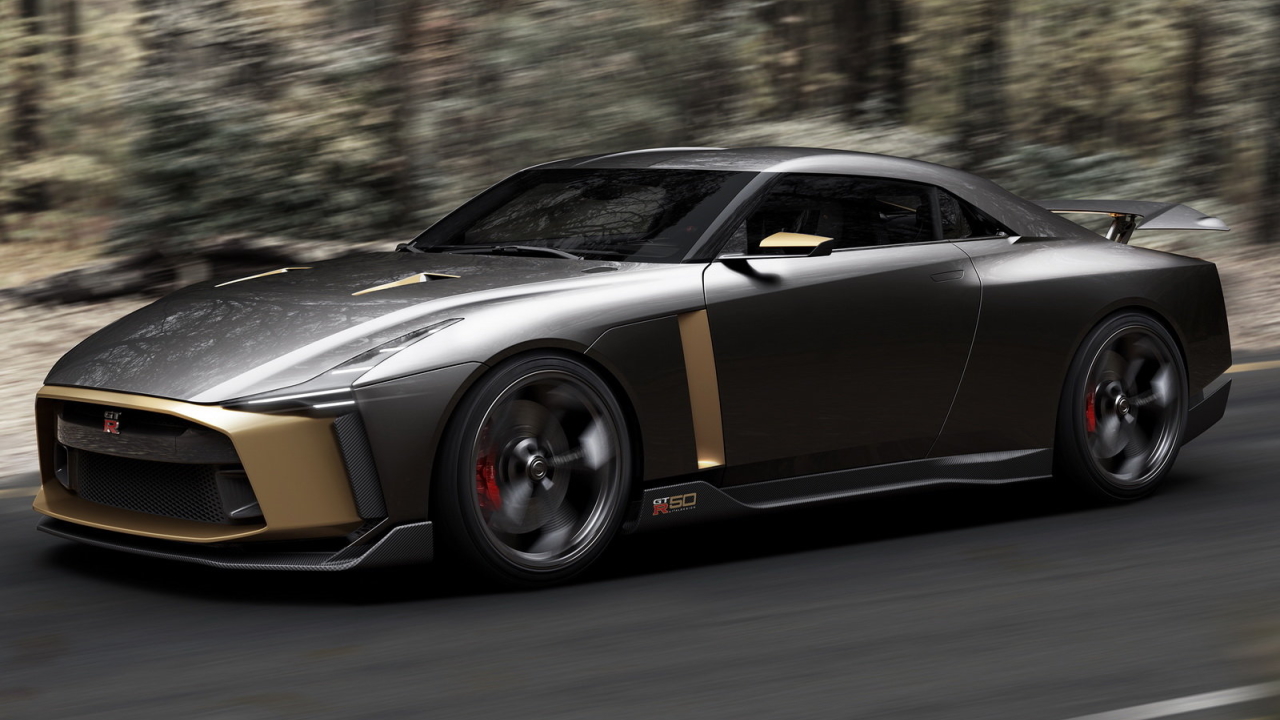 Nissan conferma una versione completamente elettrica dell'iconica GTR