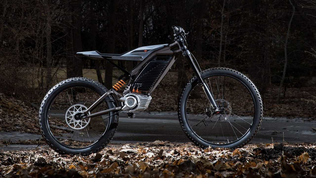 Harley-Davidson presenta uno scooter e un sorta di mountain bike: entrambi elettrici