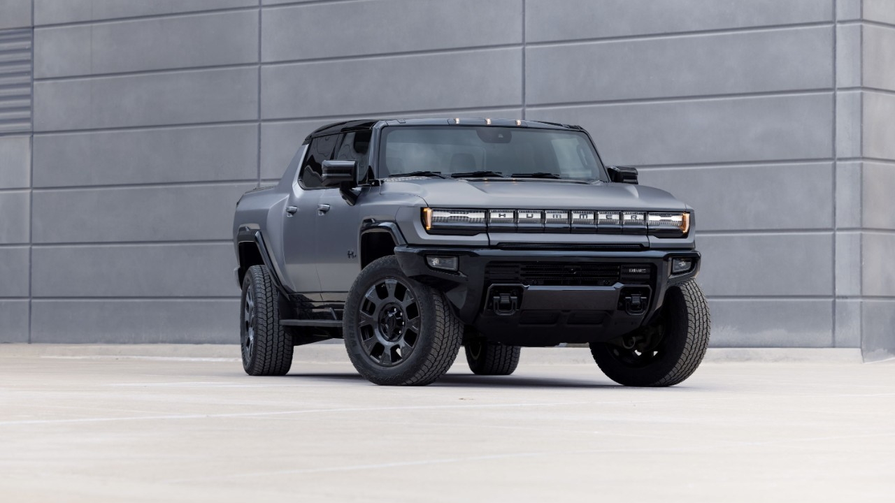 GMC rinnova HUMMER EV: supertruck elettrico più potente e con dettagli esclusivi per il 2026