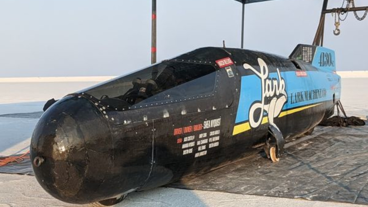 Lark, lo streamliner elettrico fatto in casa scende in pista a Bonneville