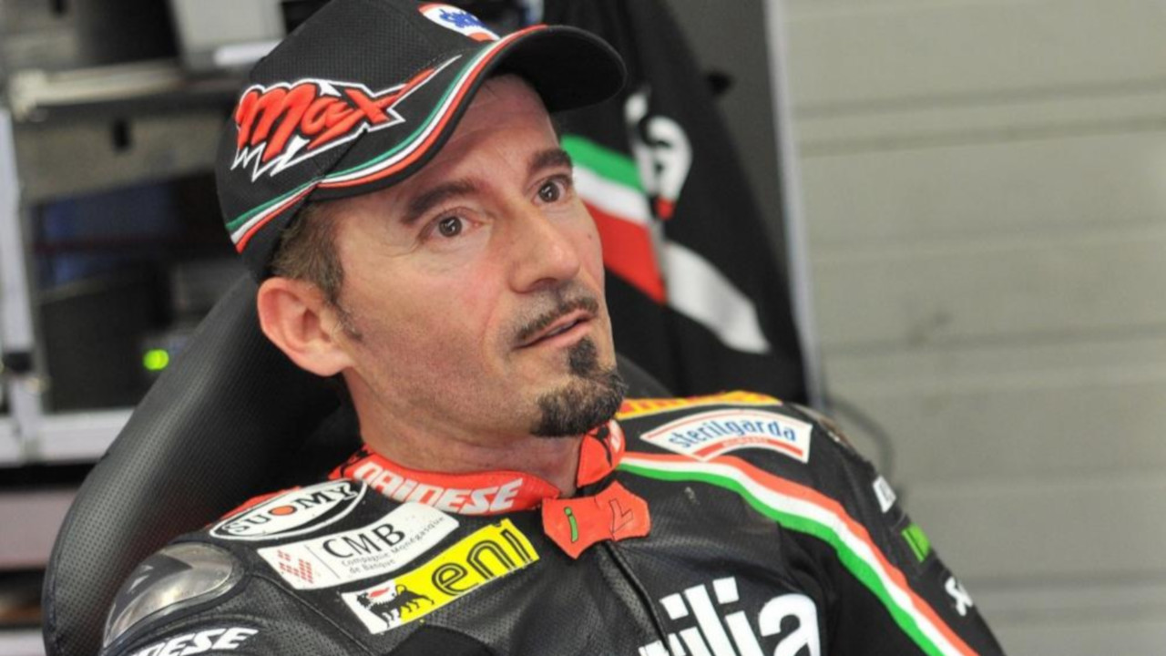 Max Biaggi punta alle due ruote elettriche: pronta per lui una sfida per battere il record di 330 km/h