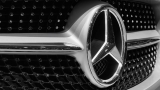 Mercedes insieme a Stellantis per la produzione di batterie