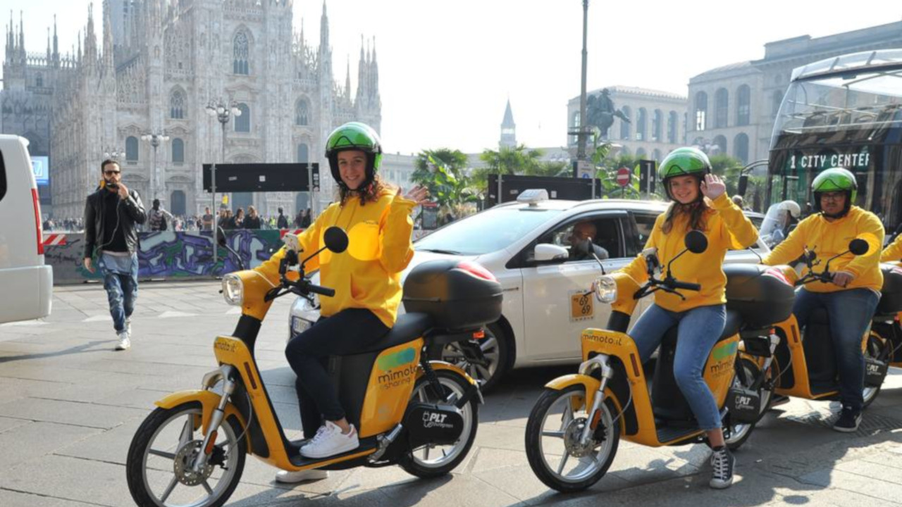 MiMoto, scooter sharing elettrico della città di Milano: gran successo per questi primi 8 mesi