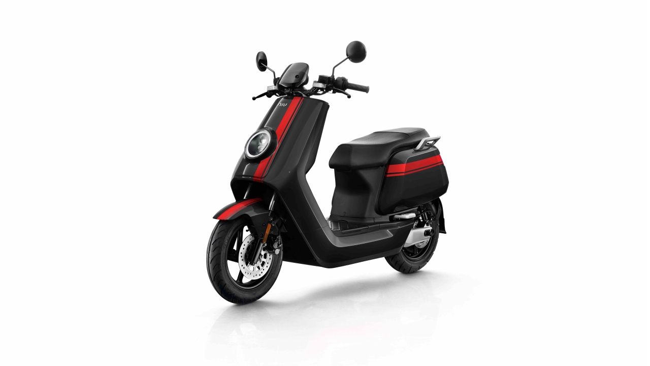 NIU svela quattro nuovi smart scooter elettrici a EICMA