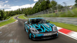 Porsche Taycan affronta il Nürburgring girando in 7:42