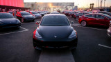 Tesla raggiunge quota 100.000 Model 3 vendute: nettamente prima dei precedenti modelli