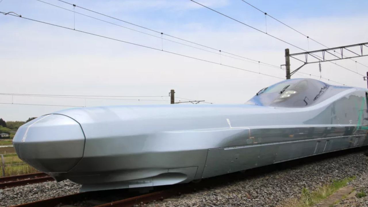 Giappone, al via i test per il treno ''proiettile'' da 400 km/h: si chiama Alfa-X ed eccolo in un primo video