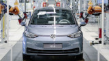 Volkswagen, un robot ricaricher le auto elettriche