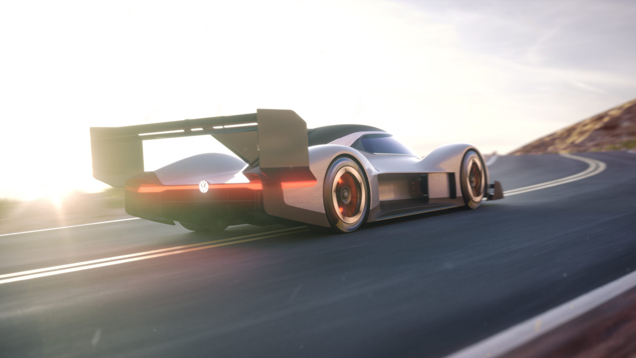 Volkswagen, in elettrico anche al Nürburgring: pronta una nuova versione della sua ID. R già vista al Pikes Peak
