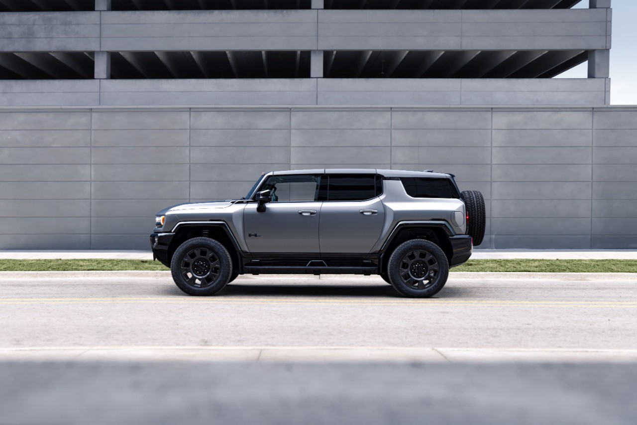 Hummer EV