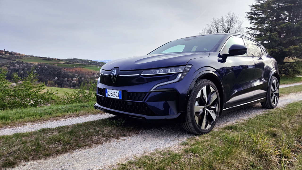 Nuova Megane E-Tech Electric