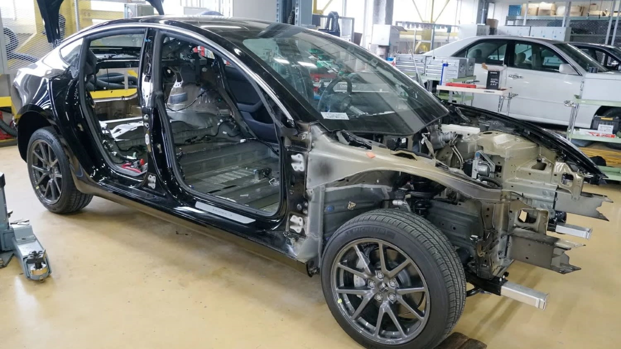 Tesla Model 3 teardown